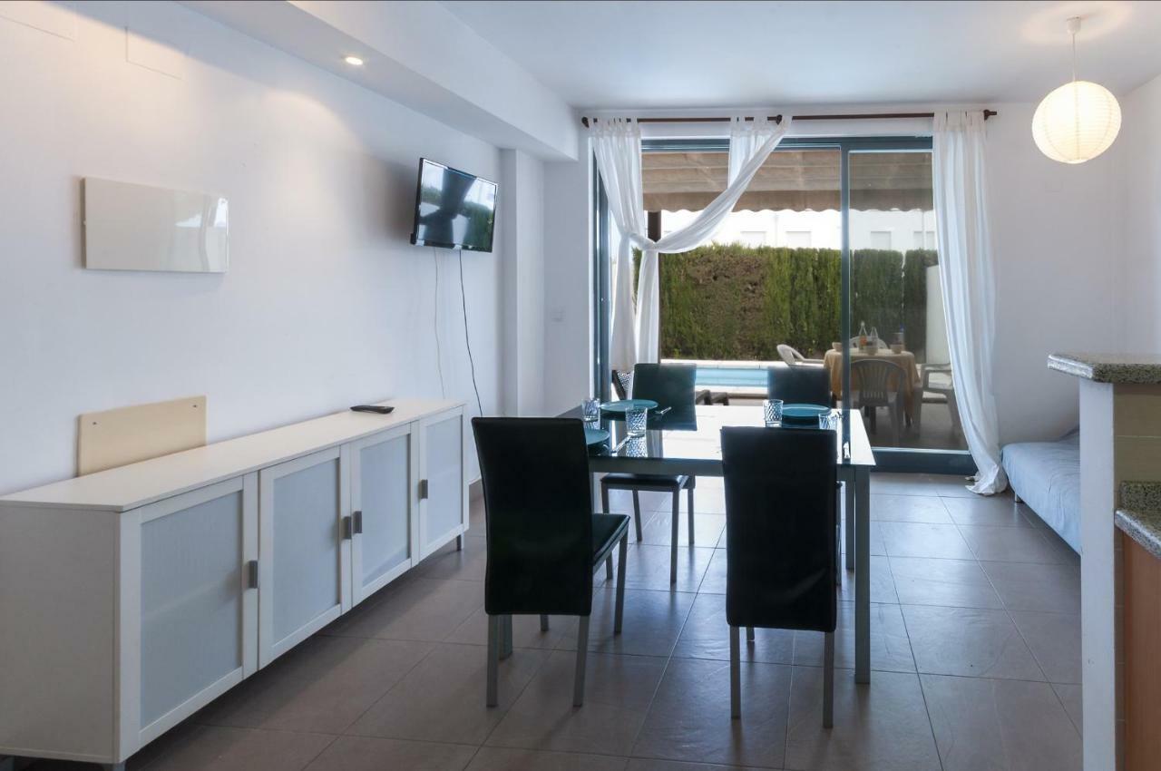 Premium 17 Villa Les Deveses Екстериор снимка